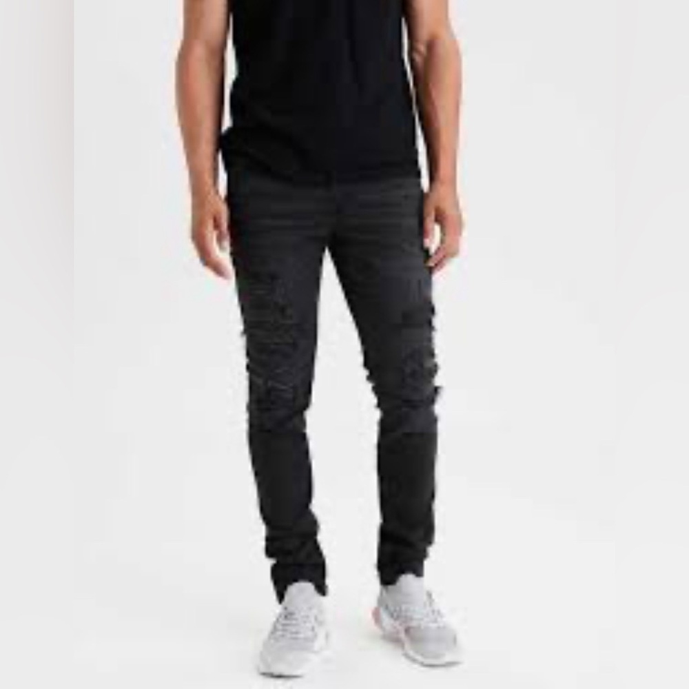 AMERICAN EAGLE Sz 31 x 30 Airflex Slim Distressed Jeans Black New with Tags